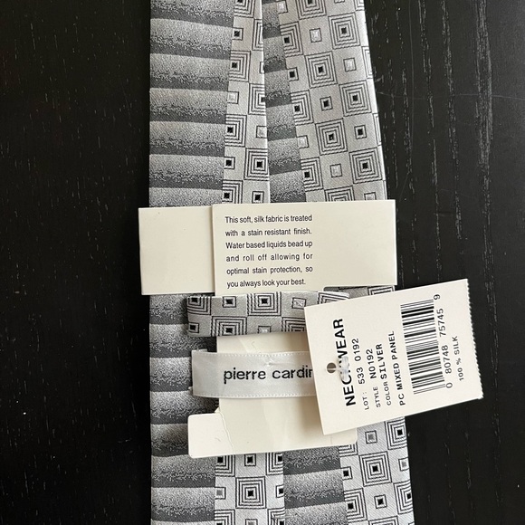 Pierre Cardin NWT Silk Tie - Picture 2 of 3